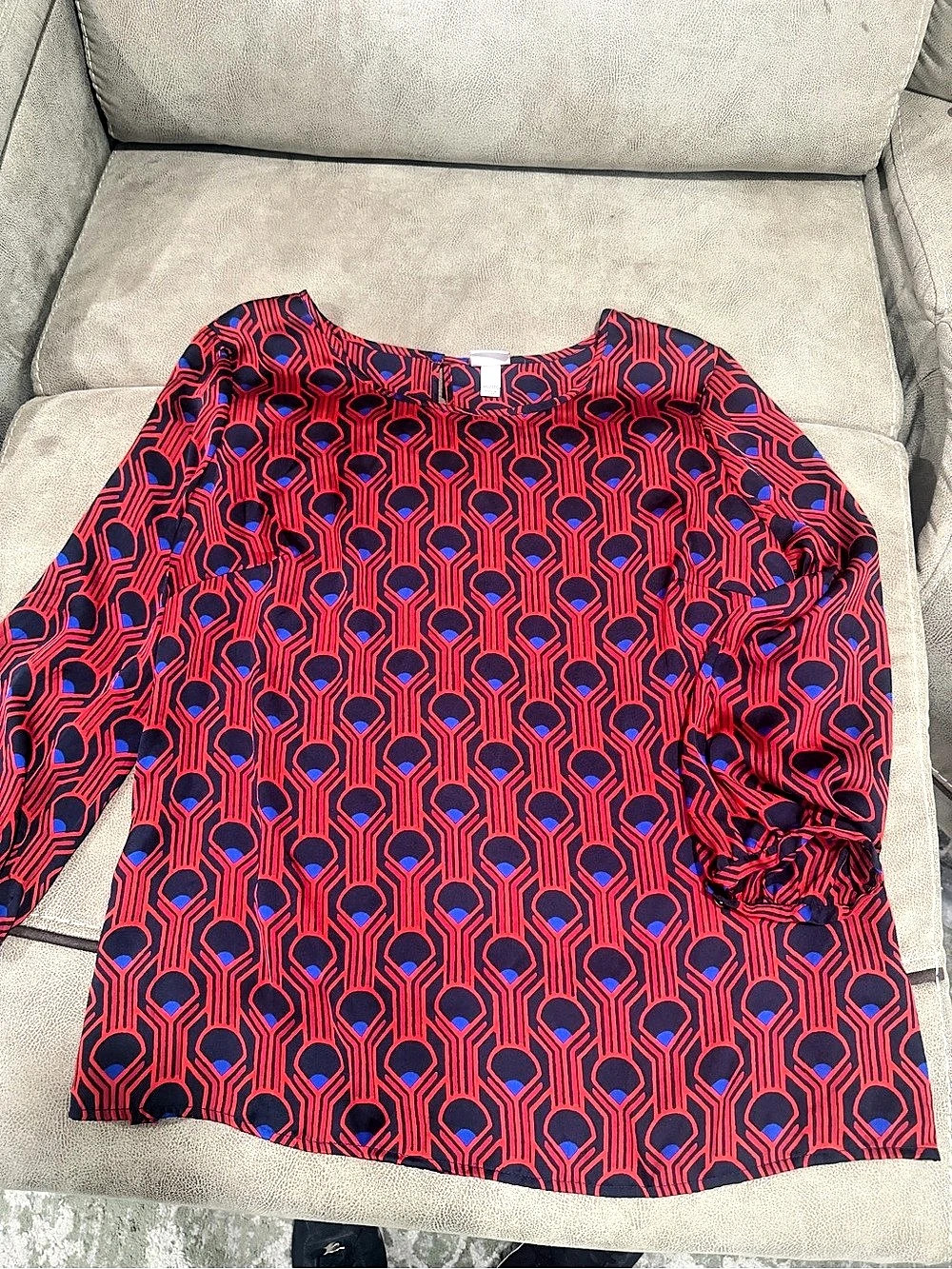 Merona Geometric Blouse in Red & Blue Size XXL Like New
